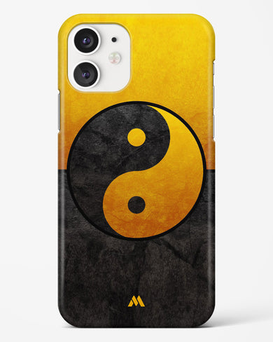 Yin Yang in Gold Hard Case Phone Cover (Apple)