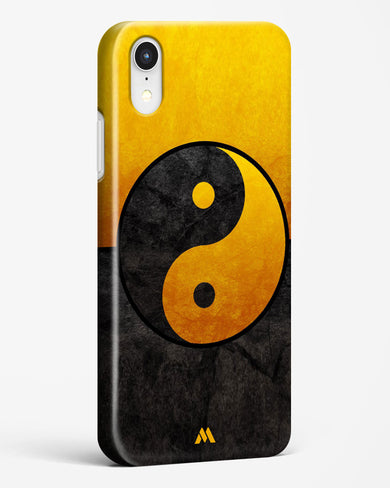 Yin Yang in Gold Hard Case Phone Cover (Apple)