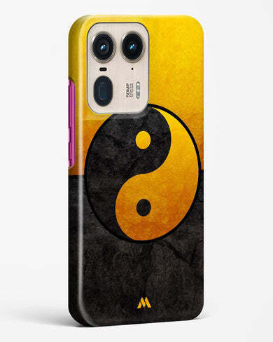 Yin Yang in Gold Hard Case Phone Cover (Motorola)