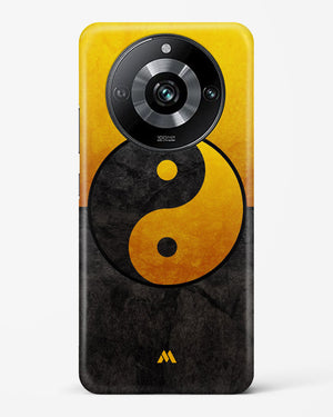Yin Yang in Gold Hard Case Phone Cover (Realme)