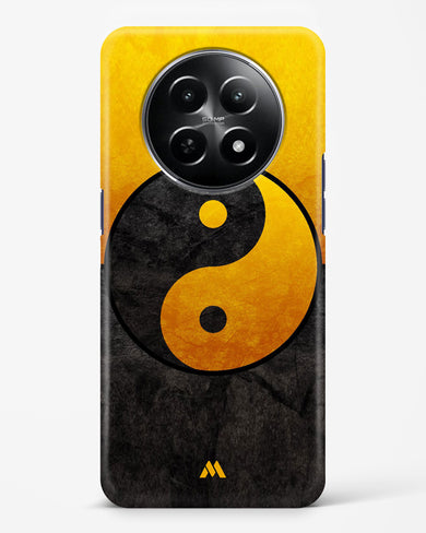 Yin Yang in Gold Hard Case Phone Cover (Realme)