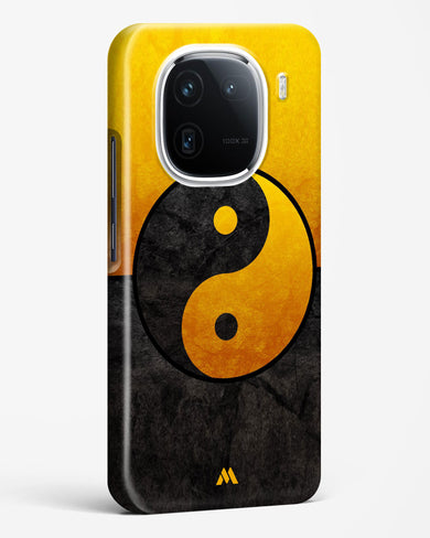 Yin Yang in Gold Hard Case Phone Cover (Vivo)