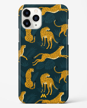 Cheetahs in the Wild Hard Case Phone Cover (Apple)