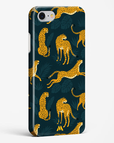 Cheetahs in the Wild Hard Case Phone Cover (Apple)