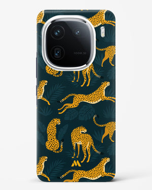 Cheetahs in the Wild Hard Case Phone Cover (Vivo)