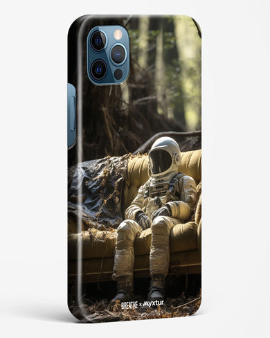 Space Couch Seclusion [BREATHE] Hard Case Phone Cover (Apple)
