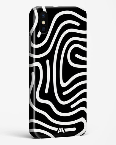 Monochrome Maze Hard Case Phone Cover-(Apple)