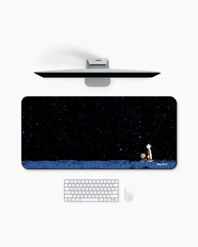 Calvin and Hobbes-Starry Night Desk Mat