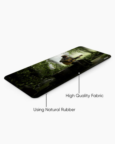 Last of Us-Ellie Take on Me Desk Mat