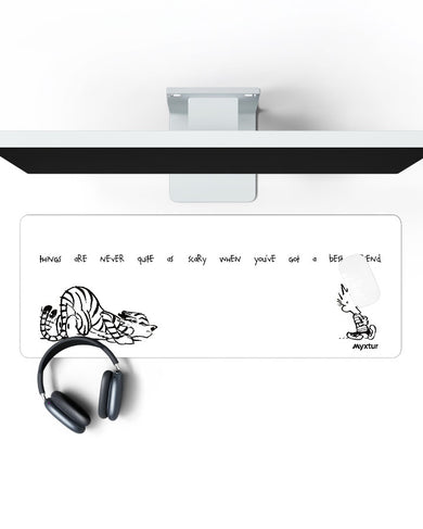 Calvin and Hobbes-Friends like These Panaroma Desk Mat