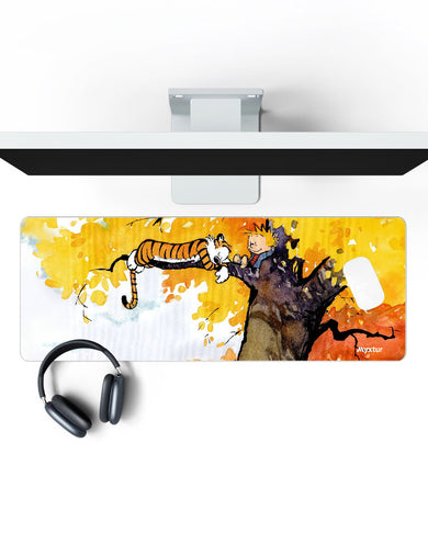 Calvin and Hobbes-Idyllic Life Panaroma Desk Mat