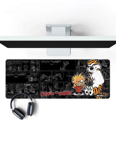 Calvin and Hobbes-Comic Panels Panaroma Desk Mat