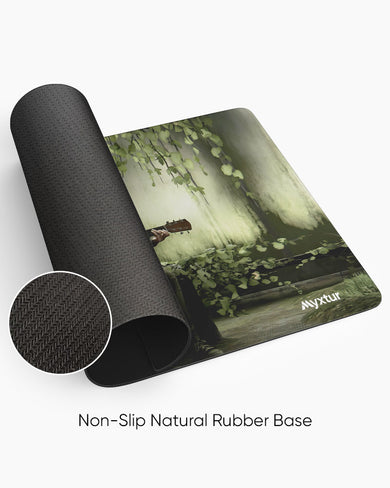 Last of Us-Ellie Take on Me Panaroma Desk Mat