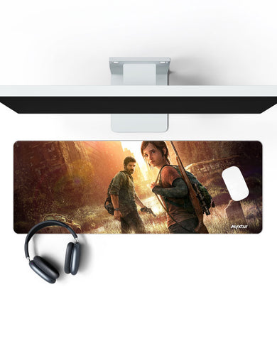 Last of Us-Wandering Companions Panaroma Desk Mat