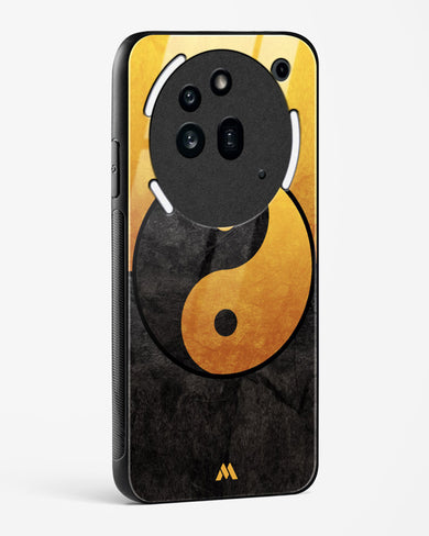 Yin Yang in Gold Glass Case Phone Cover (Nothing)