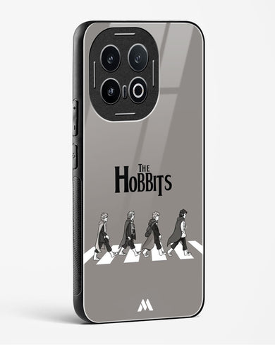Hobbits at the Abbey Road Crossing Glass Case Phone Cover (Vivo)