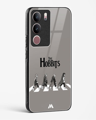 Hobbits at the Abbey Road Crossing Glass Case Phone Cover (Vivo)