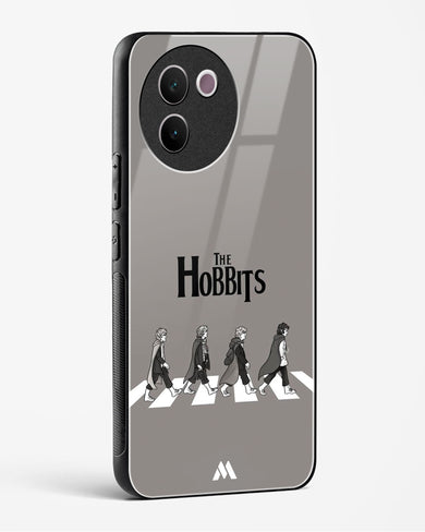 Hobbits at the Abbey Road Crossing Glass Case Phone Cover (Vivo)