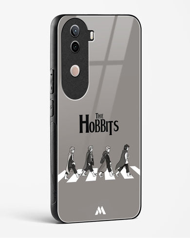 Hobbits at the Abbey Road Crossing Glass Case Phone Cover (Vivo)