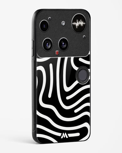 Monochrome Maze Glass Case Phone Cover (Nothing)