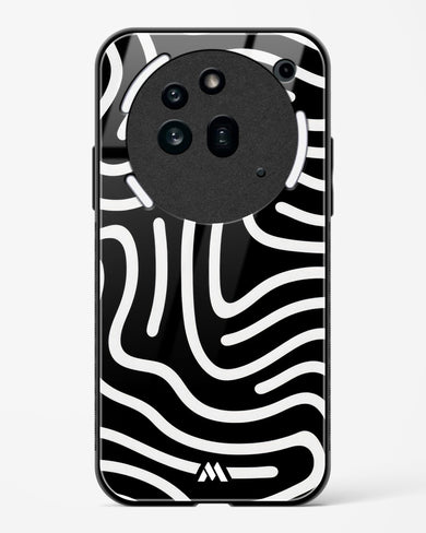 Monochrome Maze Glass Case Phone Cover (Nothing)