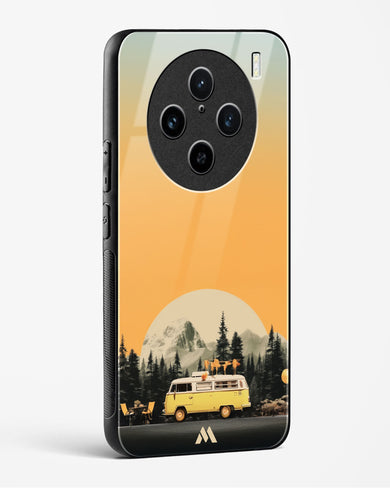 Golden Hour Getaway Glass Case Phone Cover (Vivo)