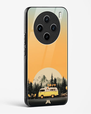 Golden Hour Getaway Glass Case Phone Cover (Vivo)