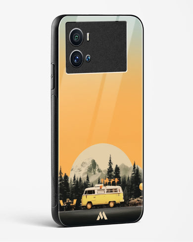 Golden Hour Getaway Glass Case Phone Cover (Vivo)