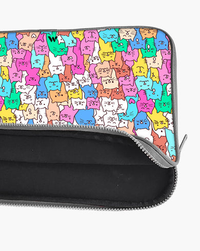 Kawaii Kitty MacBook / Laptop Sleeve