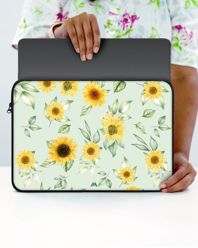 Summer Sunflowers MacBook / Laptop-Sleeve