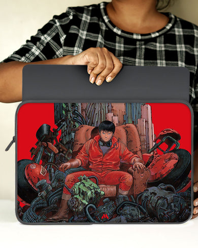 Akira - Uneasy Throne MacBook / Laptop-Sleeve