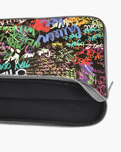 Graffiti-Walled MacBook / Laptop-Sleeve