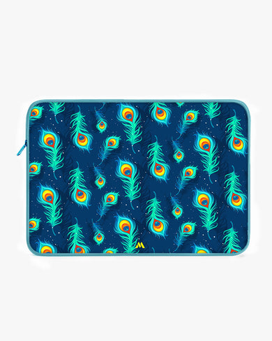 Peacock Feathered Night Sky MacBook / Laptop-Sleeve