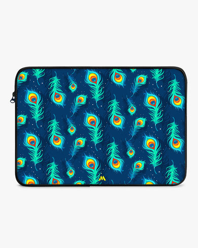 Peacock Feathered Night Sky MacBook / Laptop-Sleeve