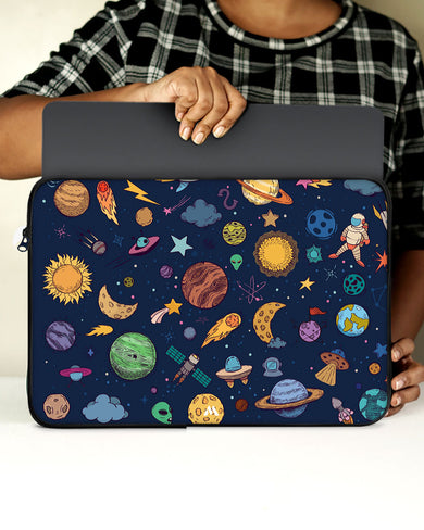 Space Frenzy MacBook / Laptop-Sleeve