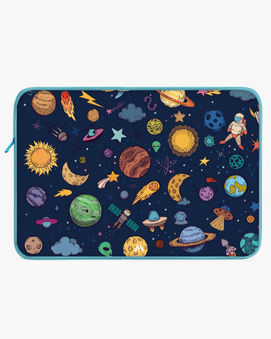 Space Frenzy MacBook / Laptop-Sleeve