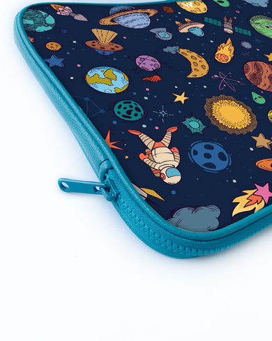 Space Frenzy MacBook / Laptop-Sleeve