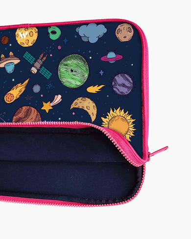 Space Frenzy MacBook / Laptop-Sleeve