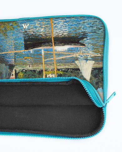 Claude Monet-Bridge at Argenteuil MacBook / Laptop Sleeve