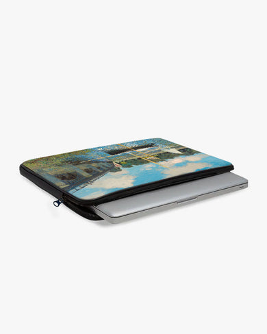 Claude Monet-Bridge at Argenteuil MacBook / Laptop Sleeve