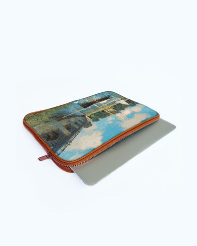Claude Monet-Bridge at Argenteuil MacBook / Laptop Sleeve