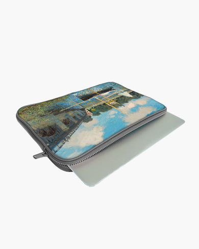 Claude Monet-Bridge at Argenteuil MacBook / Laptop Sleeve