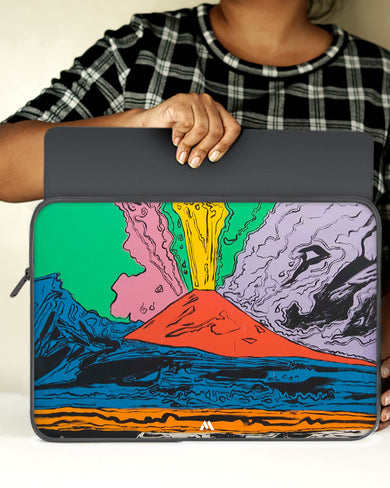 Andy Warhol-Vesuvius MacBook / Laptop Sleeve