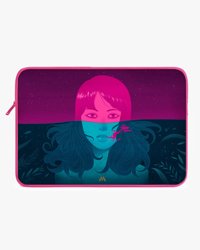 Under the Surface MacBook / Laptop-Sleeve