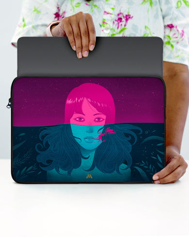 Under the Surface MacBook / Laptop-Sleeve