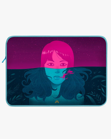 Under the Surface MacBook / Laptop-Sleeve