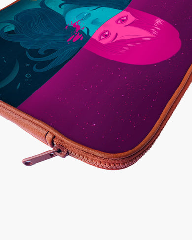 Under the Surface MacBook / Laptop Sleeve