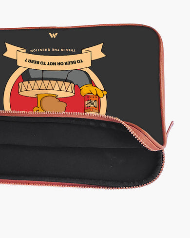 To Beer or Not to Beer MacBook / Laptop-Sleeve