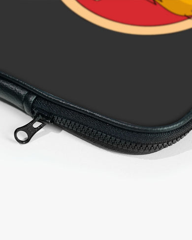 To Beer or Not to Beer MacBook / Laptop-Sleeve