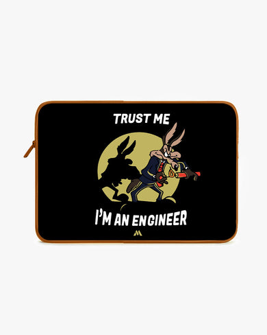 Trust The Engineer MacBook / Laptop-Sleeve